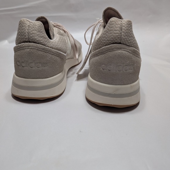 Adidas Beige Running Shoes Women's Size7.5 NWT - Picture 5 of 7